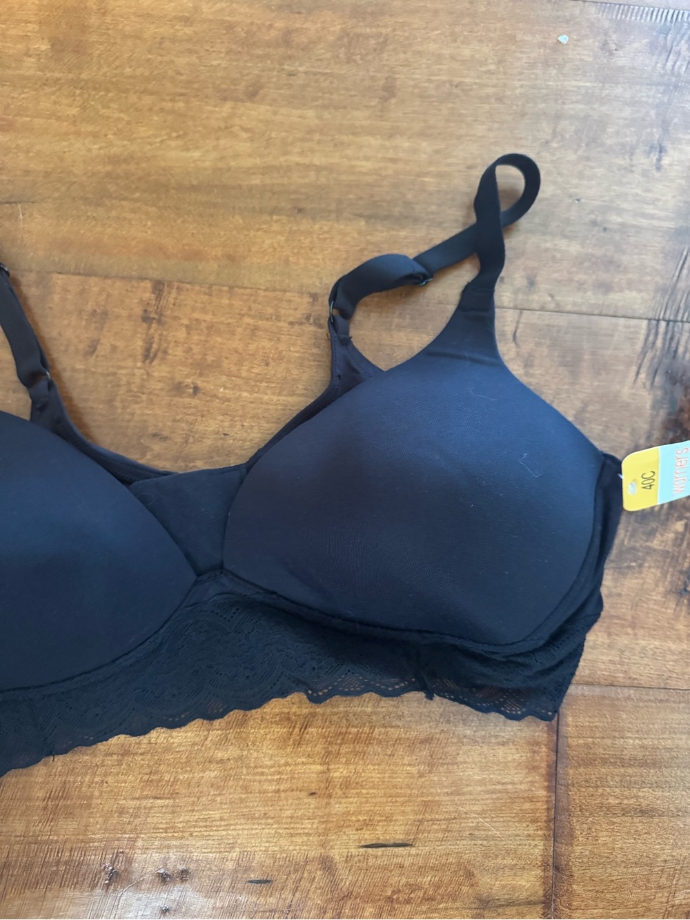 Warner's Black Lace-Band Wireless Comfort Bra - Picture 3 of 9
